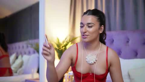  Emma  online show from September 14, 2025, 7:13 pm