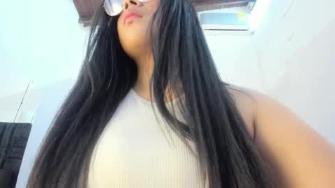 emmadasilva online show from March 19, 2026, 4:33 pm