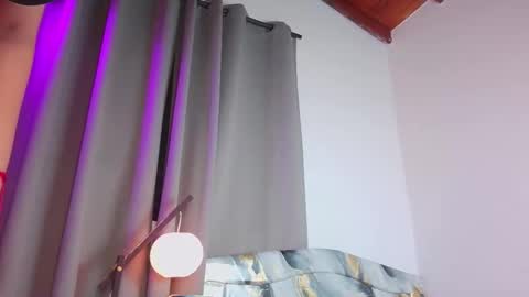 emmadembers online show from December 2, 2025, 9:21 pm