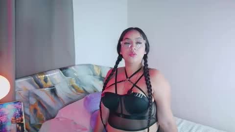 emmadembers online show from December 3, 2025, 9:13 pm