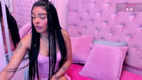 emmaebony_ online show from September 22, 2025, 11:56 am