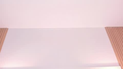 Snapshot of emmaespencer chatting on April 24, 2026, 11:29 pm emmaespencer online show from April 24, 2026, 11:29 pm