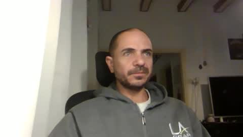 Ariel online show from March 4, 2025, 4:06 am