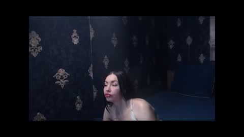 EmmaGoldX online show from April 22, 2026, 6:53 pm