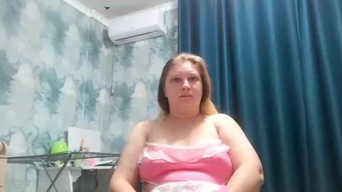 emmamelody online show from September 24, 2025, 10:13 pm