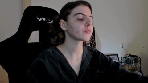 Emma online show from December 22, 2024, 2:06 pm