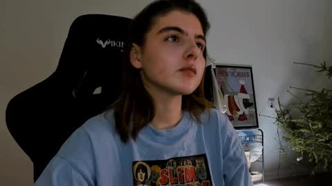 Emma online show from January 8, 2025, 7:45 pm