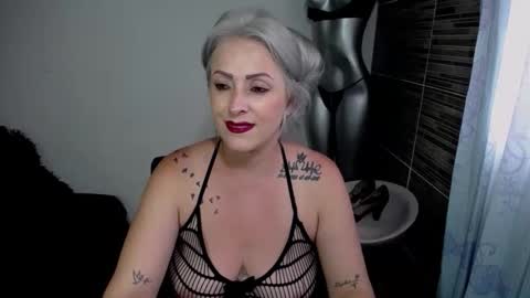 Emma online show from April 14, 2026, 9:10 pm