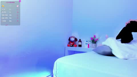 Emma Rogers online show from January 13, 2025, 3:58 pm