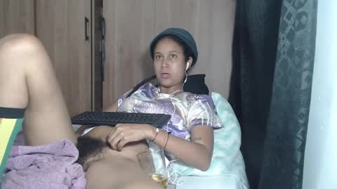 emmasweet95 online show from December 23, 2024, 12:35 am