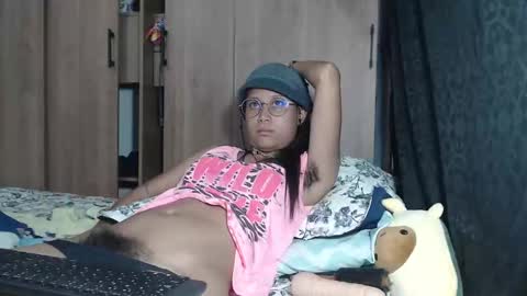 emmasweet95 online show from January 20, 2025, 8:29 pm