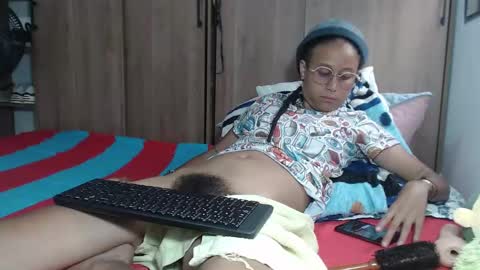 emmasweet95 online show from March 1, 2025, 7:37 pm