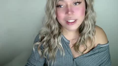 YourDreamGirl Emma  online show from September 27, 2025, 10:59 pm