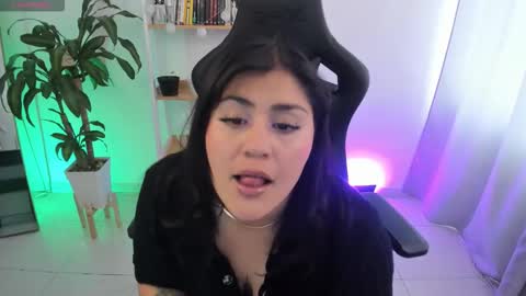 EMMA online show from November 24, 2025, 5:23 pm