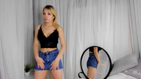 Sonya online show from December 2, 2024, 1:58 am