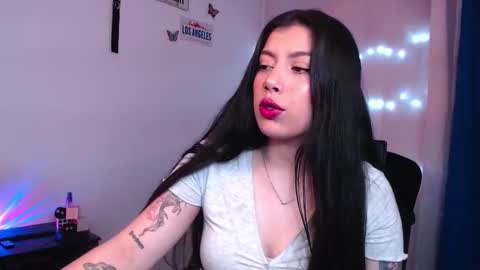 Snapshot of emmi_0 chatting on September 16, 2025, 6:42 pm Emily Independent model online show from September 16, 2025, 6:42 pm