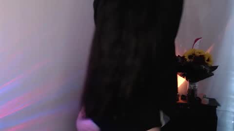 Snapshot of emmi_0 chatting on September 24, 2025, 7:01 am Emily Independent model online show from September 24, 2025, 7:01 am