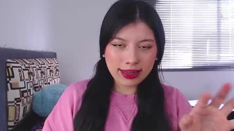 Snapshot of emmi_0 chatting on October 5, 2025, 1:42 pm Emily Independent model online show from October 5, 2025, 1:42 pm