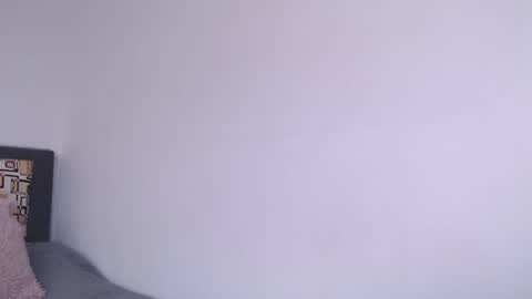 Snapshot of emmi_0 chatting on October 29, 2025, 9:38 pm Emily Independent model online show from October 29, 2025, 9:38 pm