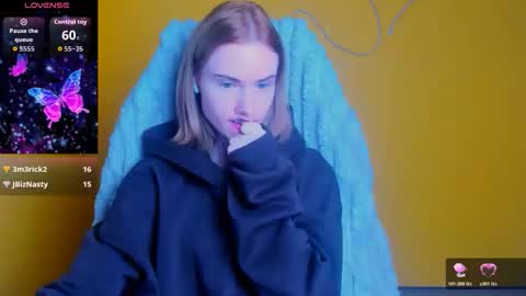 Emmi online show from March 6, 2026, 7:38 am