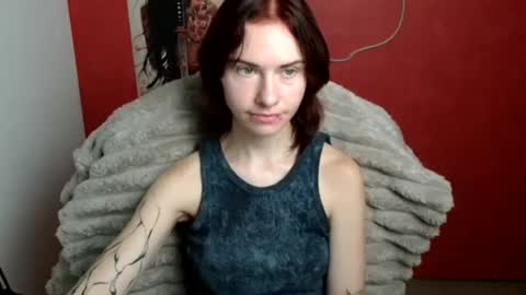 Snapshot of emmi_rossum chatting on July 17, 2026, 5:25 am Emmi online show from July 17, 2026, 5:25 am