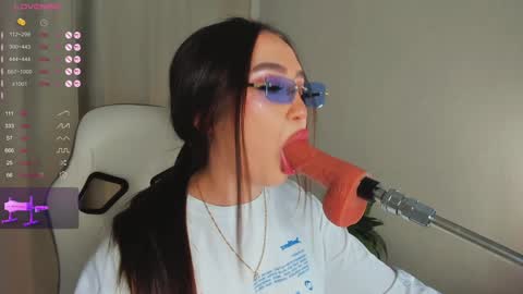 Emmi online show from January 21, 2025, 5:30 pm