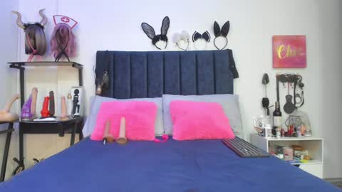          online show from January 22, 2025, 11:56 am