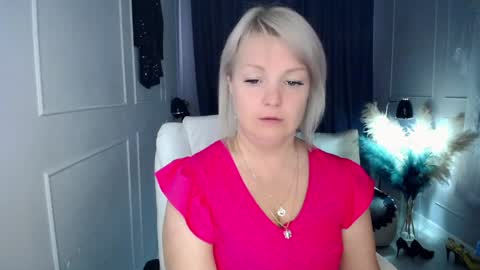 emmmam online show from May 3, 2026, 6:19 am