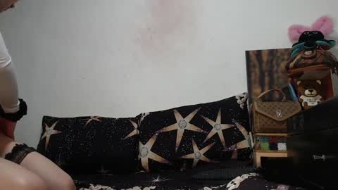 emmy___lee online show from February 6, 2025, 6:40 am