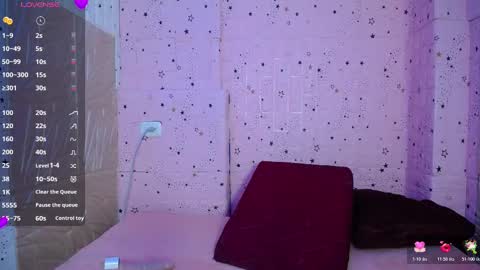 emmy_durant online show from November 19, 2025, 8:47 am