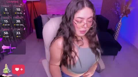 Emmy Walker online show from December 3, 2025, 11:08 am