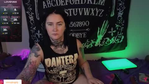 Emmy Bright     50  online show from October 6, 2025, 1:03 am