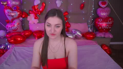 Snapshot of emmycharm chatting on February 16, 2026, 6:42 am E M M Y online show from February 16, 2026, 6:42 am