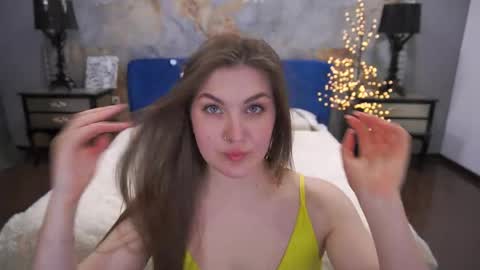 E M M Y online show from April 15, 2026, 6:31 am