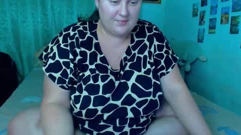 Snapshot of emmyxotty chatting on December 22, 2025, 4:15 pm Emmy online show from December 22, 2025, 4:15 pm