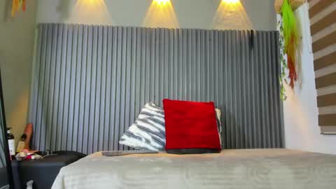 emmyy_fantasyy online show from April 30, 2026, 1:28 pm
