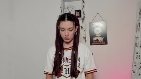 Emperatriz online show from December 25, 2024, 6:52 pm