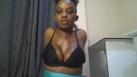 empress_emma online show from March 28, 2026, 9:25 pm