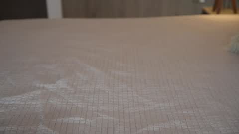 Eimi3 online show from December 8, 2024, 7:00 pm