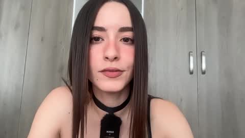 Snapshot of emyii chatting on May 21, 2026, 9:44 pm Eimi3 online show from May 21, 2026, 9:44 pm