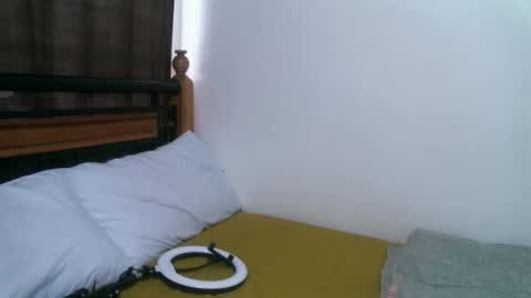 Vee online show from April 10, 2026, 10:31 am