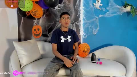 Ender online show from October 25, 2025, 2:02 pm