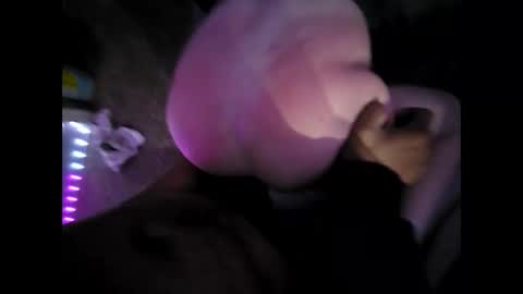 endlezzsquirtzz online show from November 25, 2025, 3:34 pm