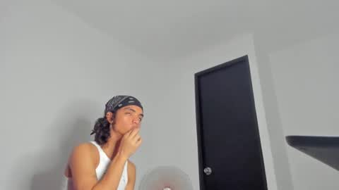 engel20042001 online show from December 16, 2024, 10:56 pm