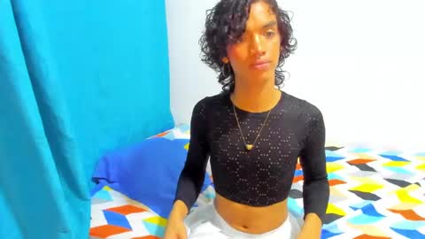 engel20042001 online show from December 22, 2024, 7:00 am