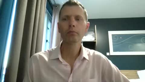 EnglishGuy183 online show from March 18, 2026, 5:49 pm