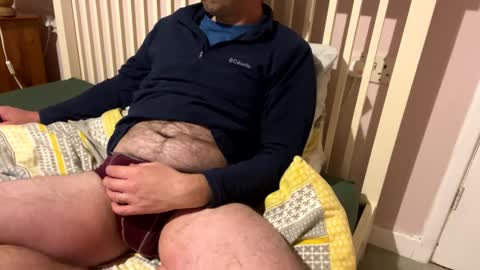 Snapshot of englishshyguyuk chatting on December 5, 2024, 7:17 pm englishshyguyuk online show from December 5, 2024, 7:17 pm