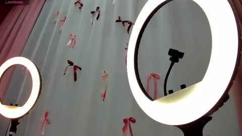 Ella  online show from March 31, 2026, 1:07 am