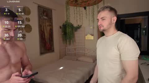 Johnny online show from September 25, 2025, 9:46 am