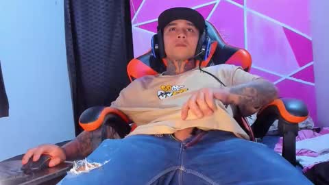 enjoymycock99 online show from March 29, 2026, 4:56 am